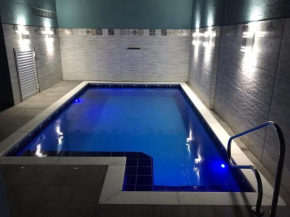 Beach House Pool 50m from the Sea